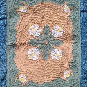 Hawaiian Quilt wall hanging
